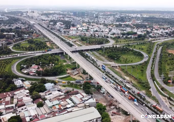 can canh hien trang 10 khu do thi doc tuyen metro so 1 ben thanh suoi tien tp hcm hinh 12