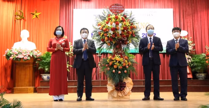 hoc vien bao chi va tuyen truyen long trong to chuc le khai giang nam hoc moi 2021 2022 hinh 5