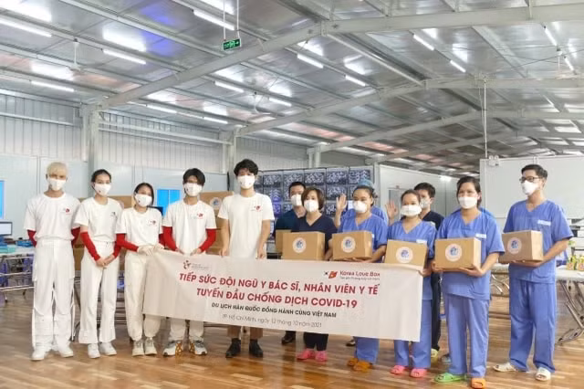 tong cuc du lich han quoc tai viet nam chung tay tiep suc luc luong tuyen dau chong dich hinh 2