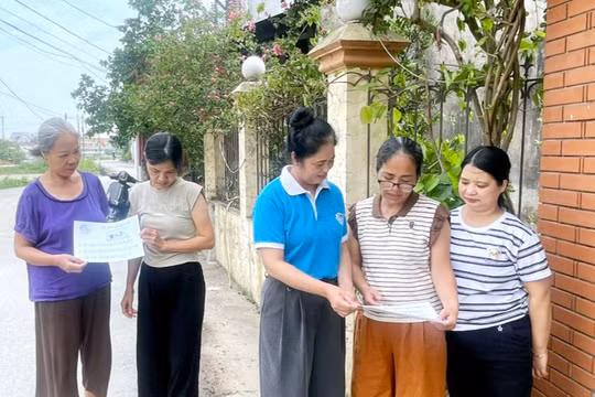 Khi phụ nữ trở thành "đầu tàu" trong phong trào tiết kiệm điện