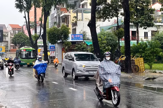Dự báo thời tiết ngày 8/9: TP HCM mưa lớn về chiều tối