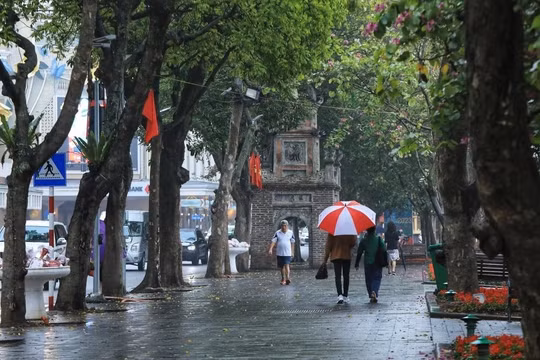 Dự báo thời tiết ngày 21/5: Hà Nội có lúc có mưa, nhiệt độ cao nhất 32 độ C