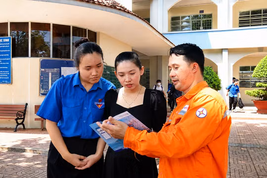 Đồng Nai tập huấn sử dụng điện an toàn, tiết kiệm cho hơn 400 học viên