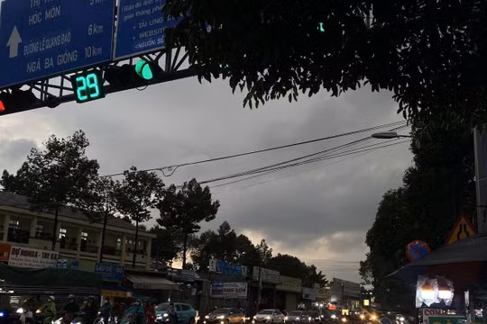 Dự báo thời tiết ngày 5/6: TP HCM nắng gián đoạn, chiều tối mưa lớn