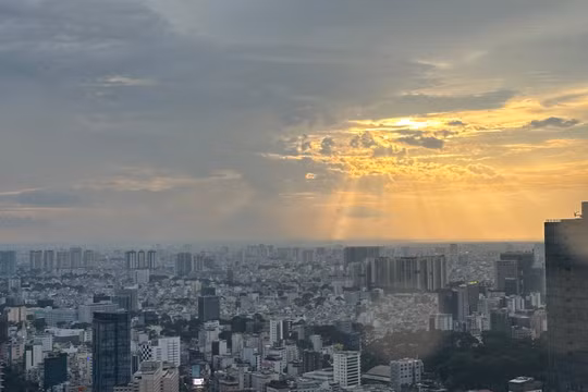 Dự báo thời tiết ngày 31/8: Nam Bộ nhiều mây, có mưa trong ngày