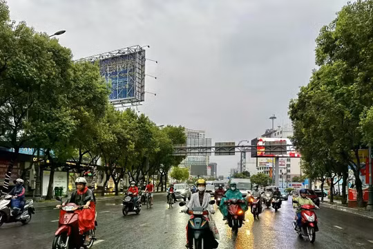 Dự báo thời tiết ngày 26/7: Nam Bộ mưa lớn về chiều và đêm