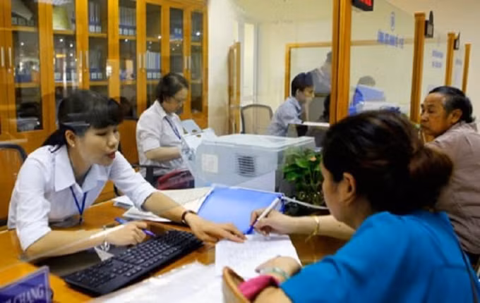 Viên chức trong thời gian bị xử lý kỷ luật thì không được bổ nhiệm, biệt phái, đào tạo, bồi dưỡng, hay giải quyết nghỉ hưu hoặc thôi việc. (Ảnh minh họa)