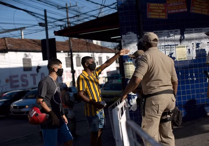 https _cdn.cnn.com_cnnnext_dam_assets_200522144640-22-brazil-coronavirus-restricted