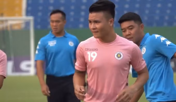 Dường như những ồn ào không ảnh hưởng đến tinh thần của Quang Hải (Ảnh chụp màn hình)