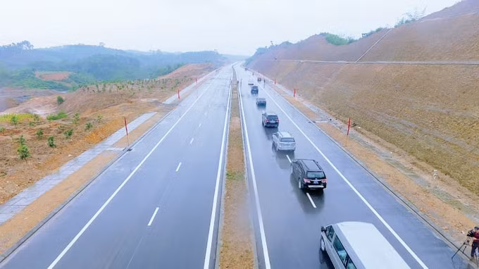Công trình đường nối Quốc lộ 32C với đường cao tốc Nội Bài - Lào Cai, thành phố Yên Bái là một trong 12 công trình trọng điểm chào mừng Đại hội XIX Đảng bộ tỉnh được Tỉnh ủy Yên Bái đưa vào Chương trình hành động số 190 về thực hiện nhiệm vụ chính trị năm 2019.
