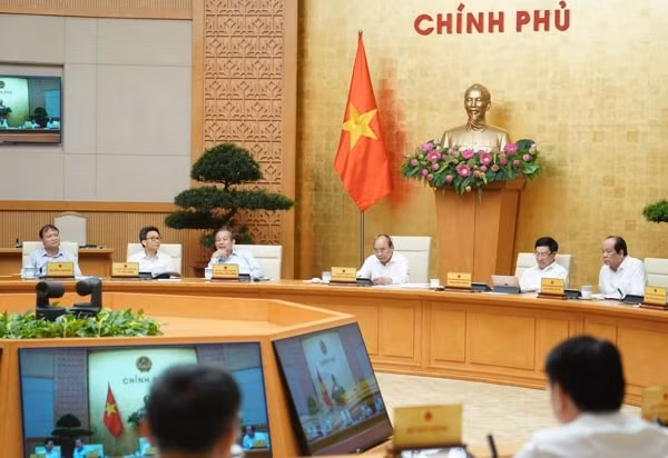 Thường trực Chính phủ họp xử lý một số dự án yếu kém ngành Công Thương. Ảnh: VGP