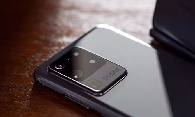 Galaxy S20 Ultra có khả năng zoom 100x.