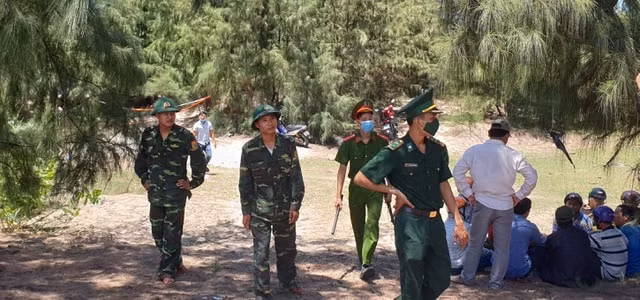 Hiện trường phát hiện thi thể bé gái 13 tuổi (Ảnh Dantri)