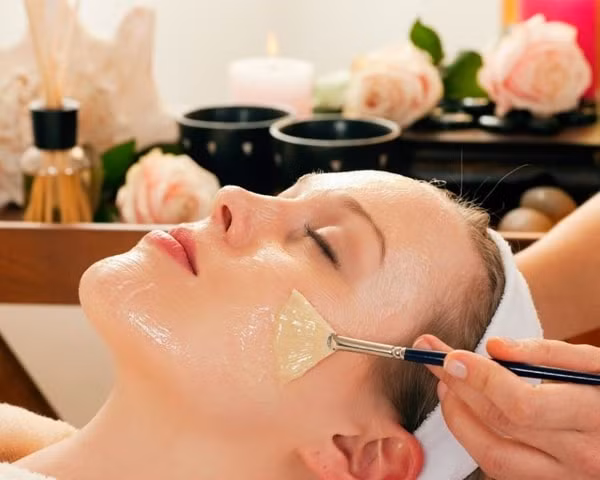 Đắp mặt nạ được công nhận là một trong những phương pháp chăm sóc da hiệu quả. Ảnh minh họa