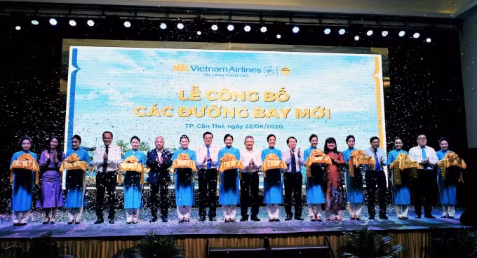 Lễ công bố các đường bay mới