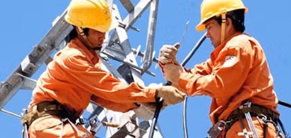 Hà Nội không cắt điện, nước ngày nắng nóng. Ảnh: TL