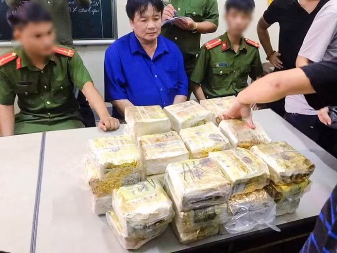 Đối tượng Hồ Sỹ Nguyên cùng tang vật