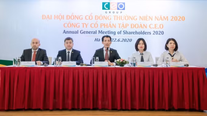 Đoàn Chủ tịch ĐHĐCĐ thường niên Tập đoàn CEO năm 2020