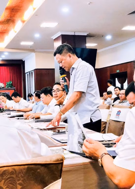 Nhà báo Viết Đoàn - Phó Ban Thời Nay - báo Nhân Dân.
