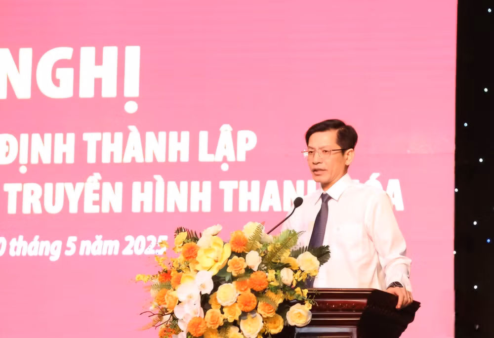 Nhà báo Phạm Văn Báu phát biểu nhận nhiệm vụ