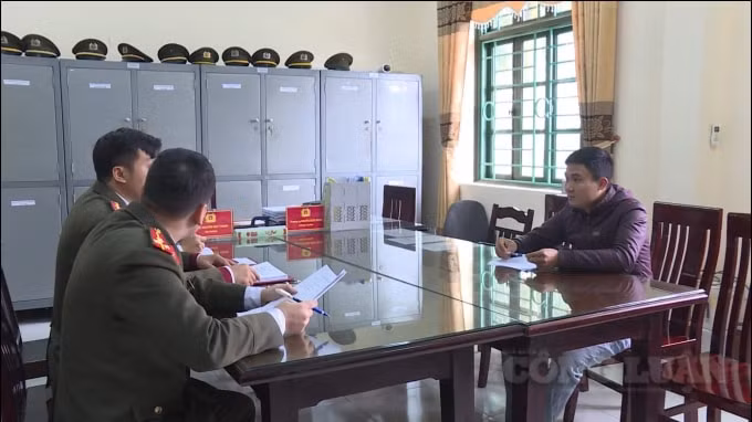 Trần Tiến Đạt tại cơ quan điều tra.