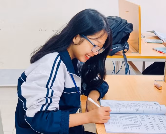 Phương Hoa đã nhận được lời mời chào từ 4 trường đại học ở Mỹ, Đức. Ảnh NVCC.