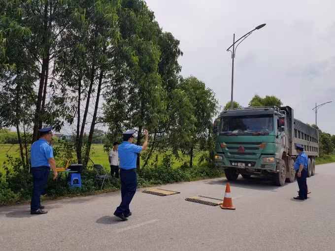 Xe quá tải có dấu hiệu bùng phát ngay từ những tháng đầu năm 2020. Ảnh: TL