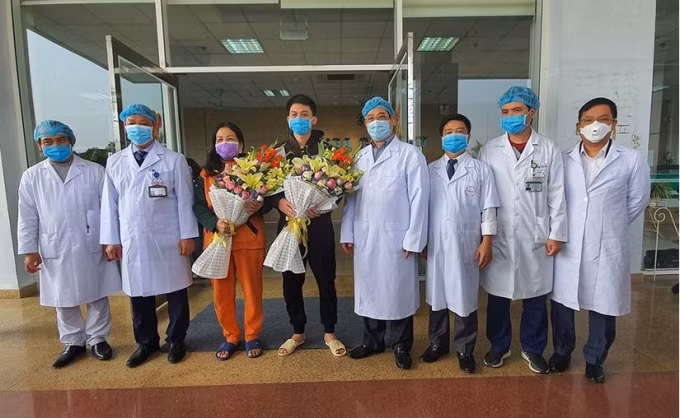 Sáng 7/4, Việt Nam không ghi nhận thêm bệnh nhân dương tính với SARS-CoV-2 và dự kiến sẽ công bố 18 trường hợp khỏi bệnh trong ngày hôm nay (Ảnh minh họa)