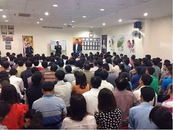 Hoạt động kinh doanh đa cấp được thực hiện qua hội thảo, hội nghị trực tiếp. Ảnh: TL