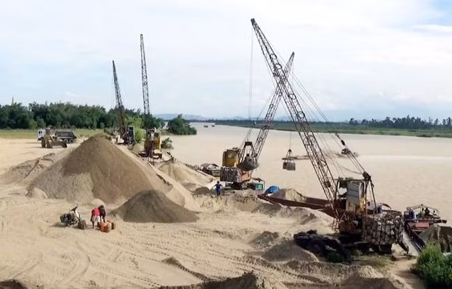 Bảo đảm an toàn giao thông đường thủy trên địa bàn Hà Nội trong mùa mưa bão 2019 (Ảnh minh họa)