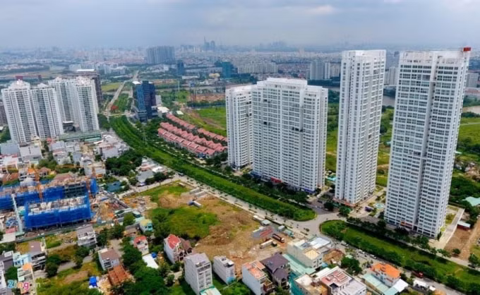 Thị trường bất động sản đang được coi là cơ hội với nhiều người trong “Tháng cô hồn”.