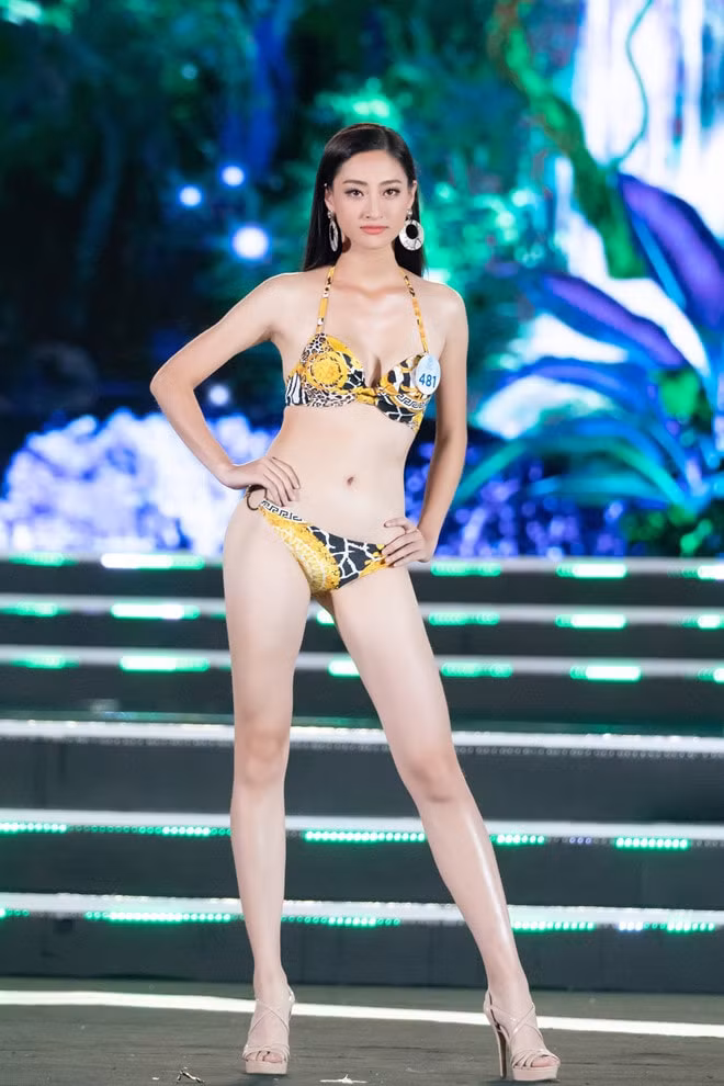 Lương Thùy Linh sở hữu chiều cao ấn tượng 1m77 và số đo 3 vòng gợi cảm 88 - 68 - Ảnh: BTC