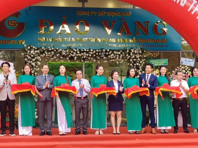 Bà Nguyễn Ngọc Tiền, Chủ tịch HĐQT kiêm TGĐ Công ty&nbsp;BĐS Đảo Vàng&nbsp;