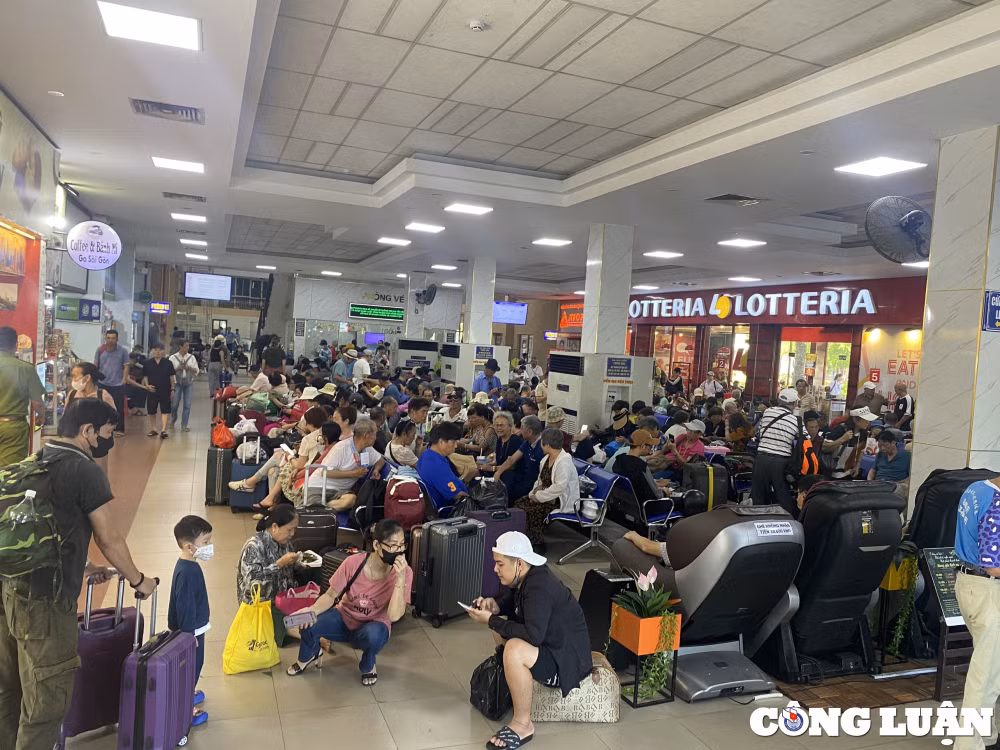 duong sat viet nam nhon nhip hanh khach dip nghi le 30 4 1 5 hinh 7