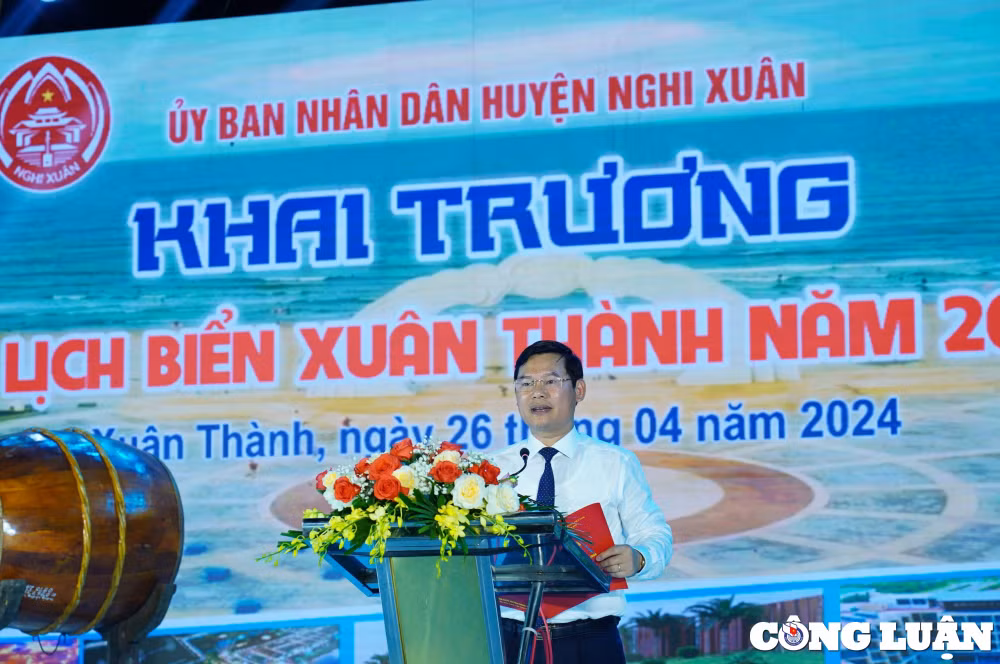 ha tinh khai mac le hoi du lich bien xuan thanh nam 2024 hinh 2