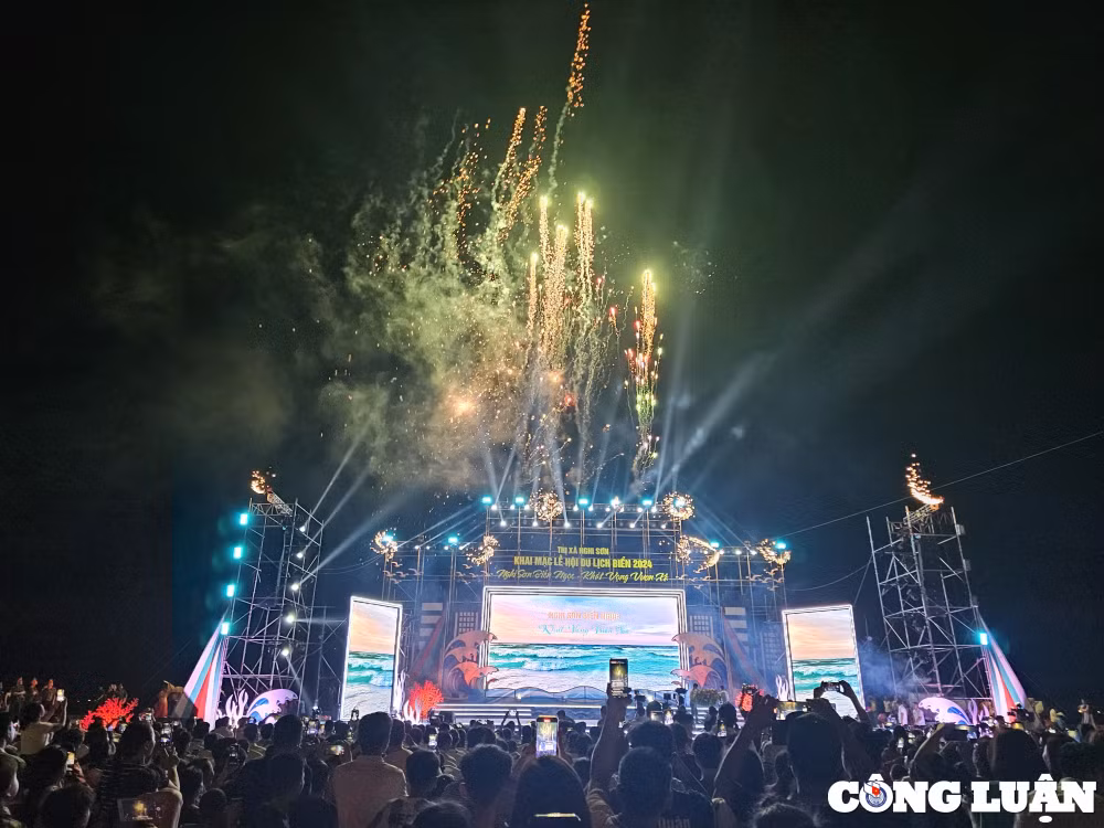 khai mac le hoi du lich bien nghi son thanh hoa hinh 4