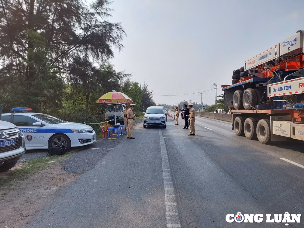 csgt quang binh tung 100 quan so dam bao trat tu an toan giao thong dip le 30 4 1 5 hinh 3