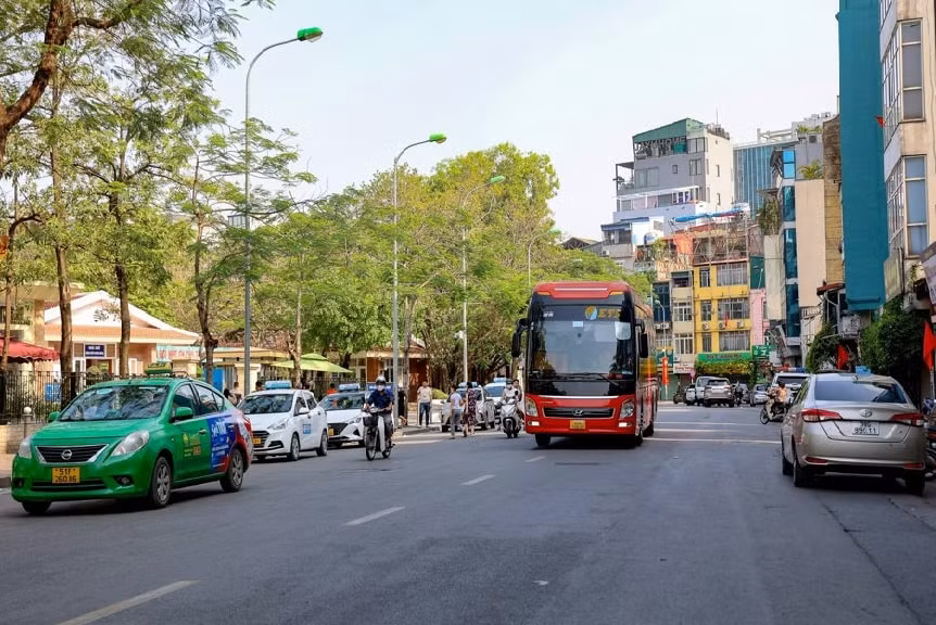 ha noi se co 5 dia diem trong giu phuong tien cho du khach dip nghi le hinh 1
