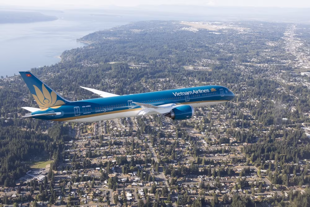 vietnam airlines khai thac sieu may bay than rong boeing 787 chang ha noi singapore hinh 1