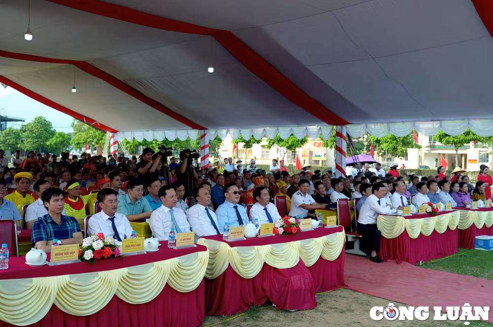 le don bang cong nhan le hoi cau ngu lang cam lam la di san van hoa phi vat the quoc gia hinh 1
