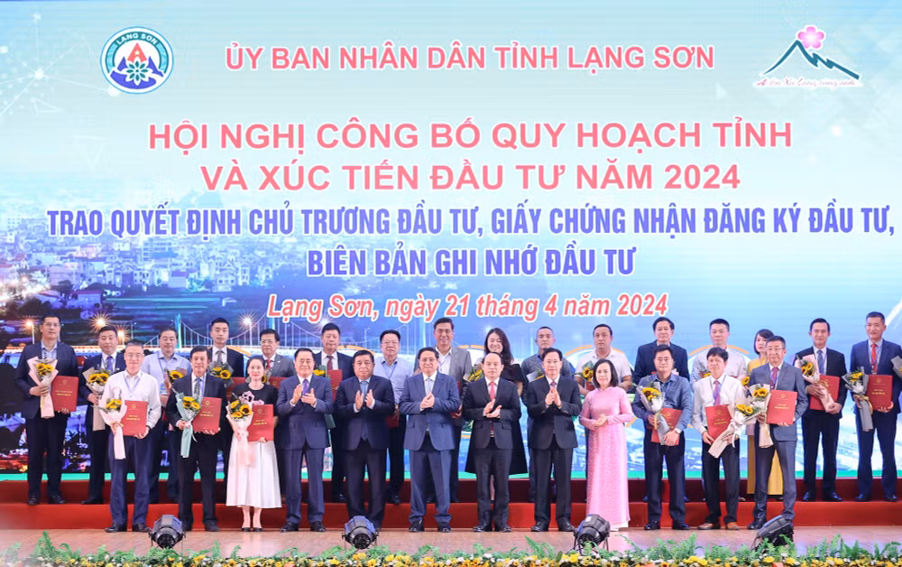 lang son can chu trong tap trung thuc hien 8 nhiem vu 5 bao dam trong trien khai quy hoach hinh 5