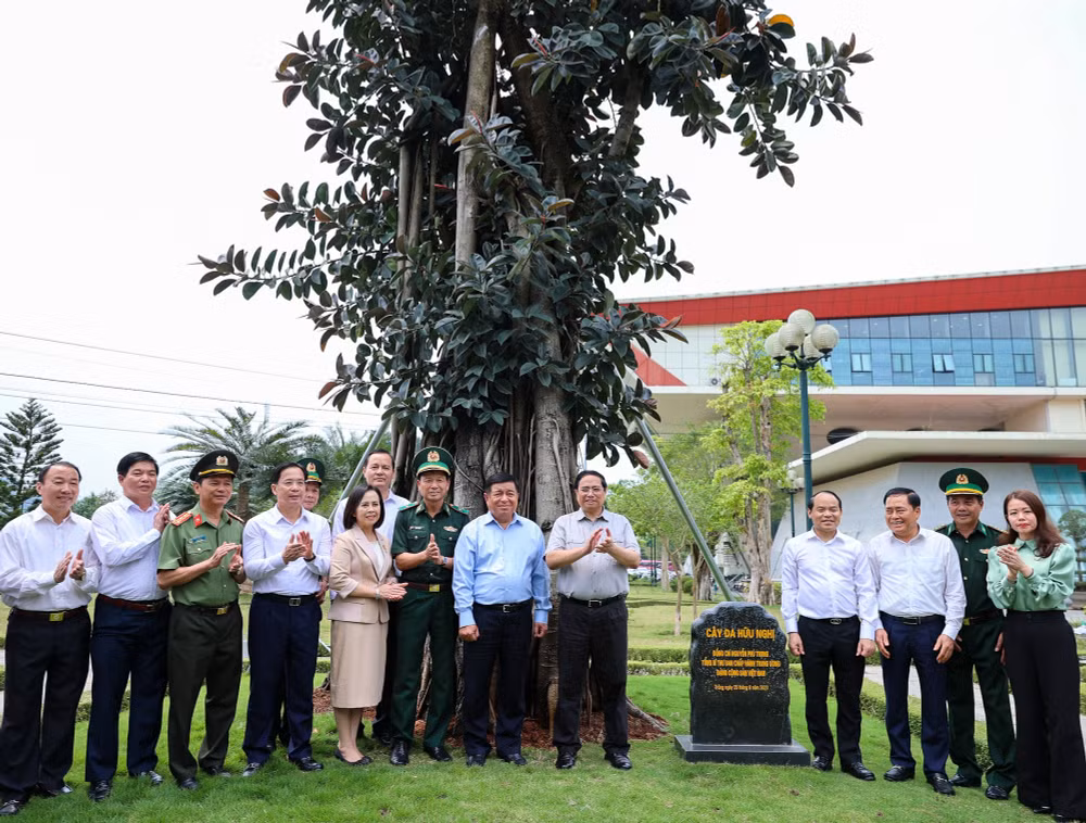 xay dung cua khau quoc te huu nghi thong minh tao thuan loi cho nguoi dan doanh nghiep hinh 1