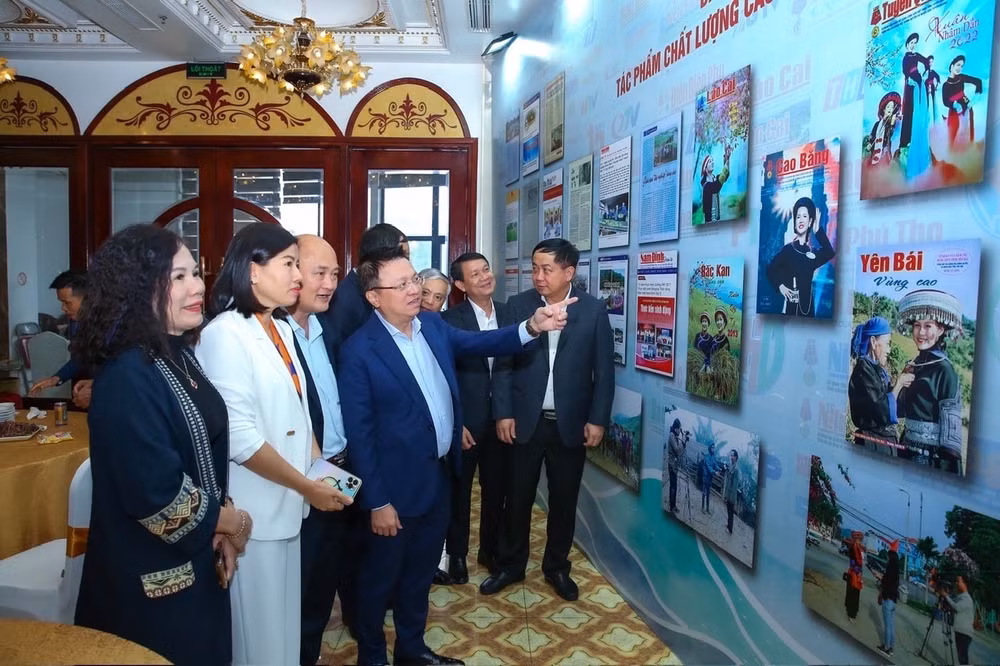 hoi nha bao viet nam dau an huong ve co so hinh 6