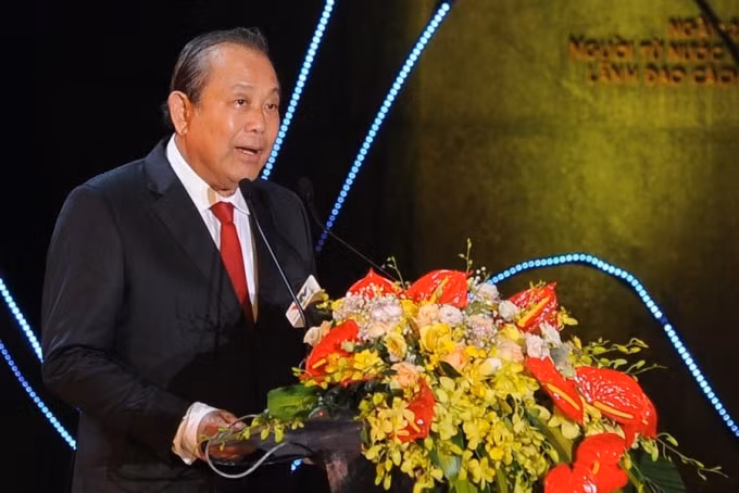 Phó Thủ tướng Thường trực Chính phủ Trương Hòa Bình phát biểu tại Lễ kỷ niệm.