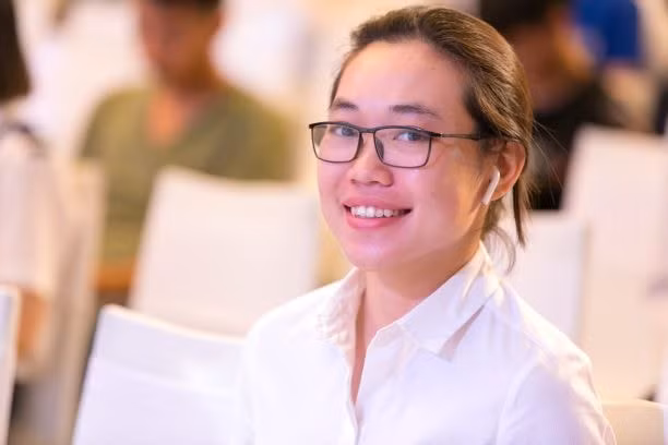Chị Thụy – nữ nhân viên cá tính, chấp nhận vay ngân hàng số tiền gần 3 tỷ đồng để chi trả toàn bộ khóa học trở thành phi công.