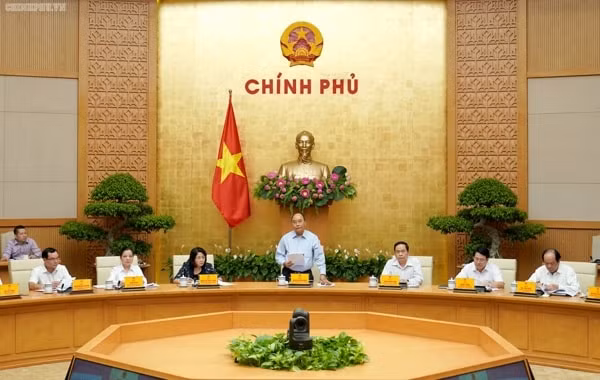 Thủ tướng Nguyễn Xuân Phúc, Chủ tịch Hội đồng Thi đua - Khen thưởng Trung ương chủ trì cuộc họp của Hội đồng, ngày 24/9/2019. Ảnh: TL