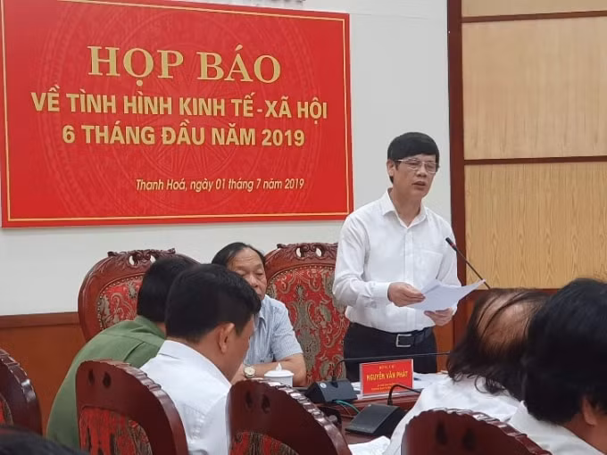 Sau 2 tháng chỉ đạo xác minh, UBND tỉnh Thanh Hóa vẫn loay hoay chưa biết có thu hồi hay không thu hồi việc trao tặng danh hiệu 