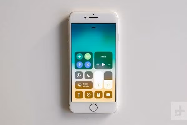 iPhone SE 2 có thể mang dáng dấp iPhone 8. Ảnh minh họa.