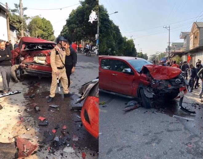 Tại hiện trường, các phương tiện đều bị hư hỏng nặng. (Ảnh: vtcnews)