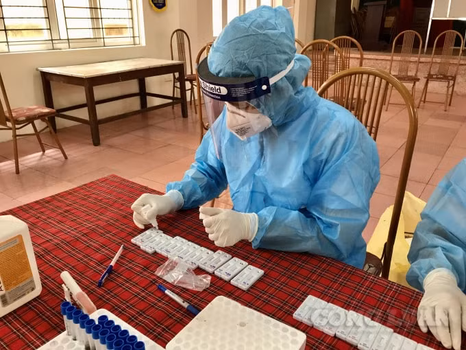 Phương pháp Test nhanh Covid-19 qua mẫu máu, kết quả sẽ có được trong 10-15 phút